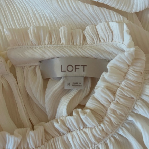 Loft cream drapey blouse, size M - Picture 4 of 5